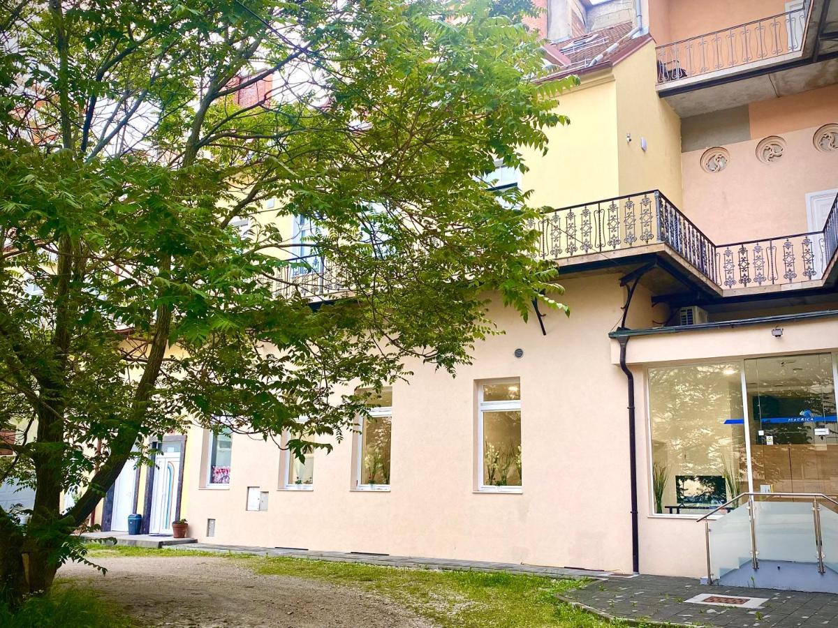 Rainbow House Rooms Maribor Eksteriør billede